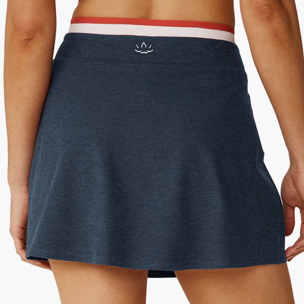 Beyond Yoga sea you there wrap it skirt Navy and Red Activewear xl
